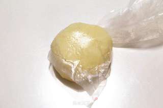 酥樱桃蛋糕的做法步骤:2