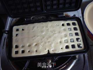 草莓鲜奶华夫饼的做法步骤:6