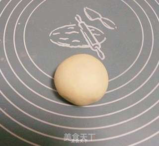 顽兔豆沙面包的做法步骤:5