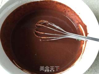 【巧克力海绵蛋糕】的做法步骤:7