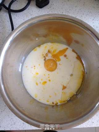 戚风蛋糕卷的做法步骤:2