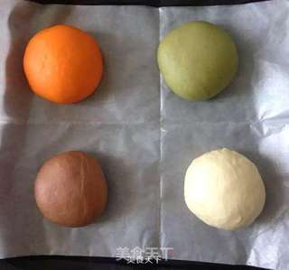 四色土司的做法步骤:2