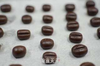 可可咖啡豆饼干的做法步骤:7