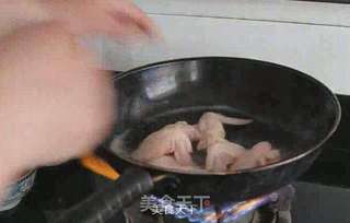鼓油鸡翅的做法步骤:2