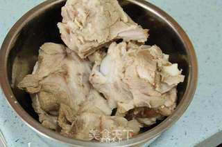 薏仁海带筒骨汤的做法步骤:4
