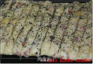 马铃薯培根芝麻饼的做法步骤:7