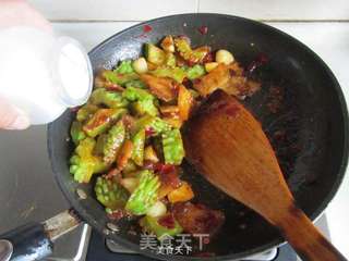 苦瓜回锅肉的做法步骤:10