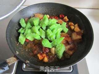 苦瓜回锅肉的做法步骤:9