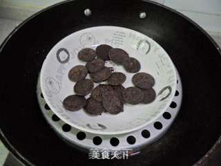 黑森林蛋糕的做法步骤:2