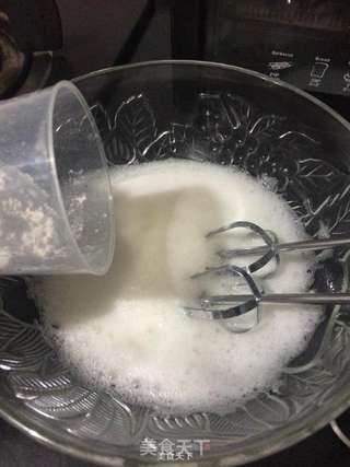 戚风蛋糕的做法步骤:6