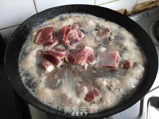 红烧精排的做法步骤:3