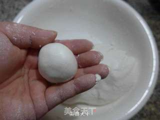 芝麻猪油馅汤圆的做法步骤:5