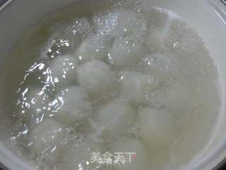 芝麻猪油馅汤圆的做法步骤:7