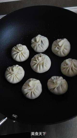 茴香生煎包的做法步骤:11
