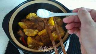 红烧肉烧甜玉米的做法步骤:8