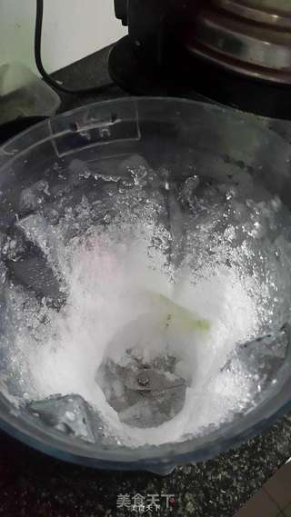冰山红酒烩啤梨的做法步骤:5
