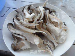 炸孜然蘑菇的做法步骤:2