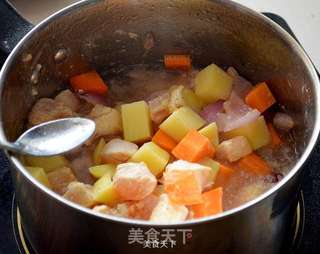 咖喱鸡肉饭的做法步骤:5