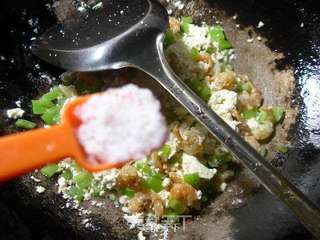 开洋尖椒炒老豆腐的做法步骤:6