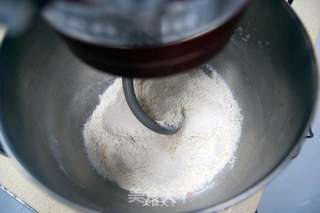 西瓜土司的做法步骤:2