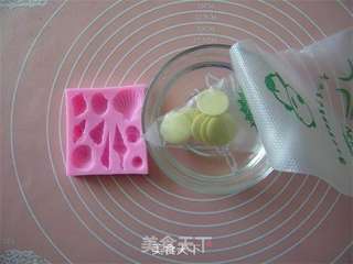 碧海慕斯蛋糕的做法步骤:7