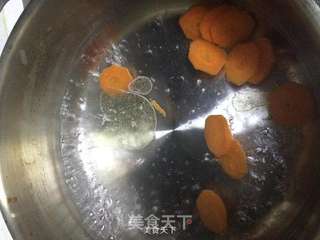 黑胡椒汁牛排的做法步骤:4