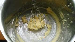 【南瓜杏仁酥饼】余香满口的人气小饼的做法步骤:2