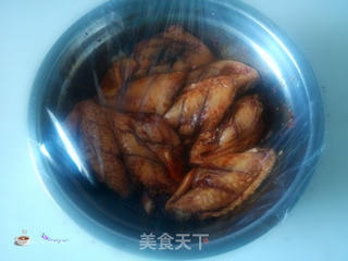 私房秘制烤鸡翅的做法步骤:5