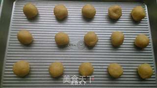 【南瓜杏仁酥饼】余香满口的人气小饼的做法步骤:6