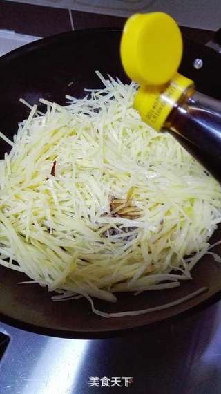 酸辣土豆丝的做法步骤:6
