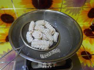 剁椒鱿鱼的做法步骤:6