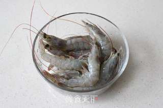 #鲜虾金针菇——微波炉版的做法图解2