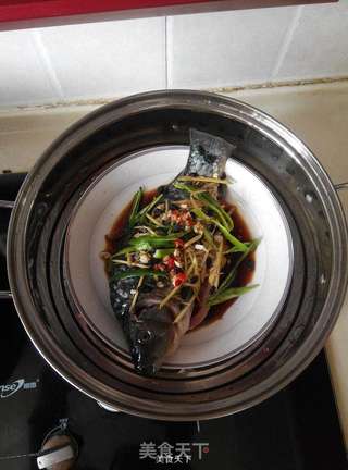 清蒸肉末鲫鱼的做法步骤:6
