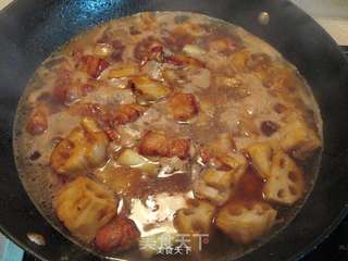 五花肉炖藕块的做法步骤:10
