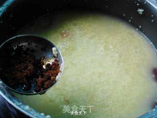 红枣桂圆小米粥的做法步骤:4