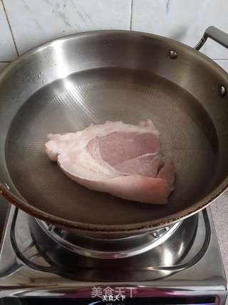 回锅肉的做法步骤:2