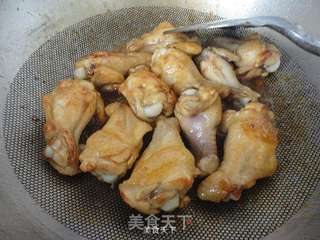 家常炖鸡翅根的做法步骤:5