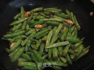 蒜子烧扁豆的做法步骤:4