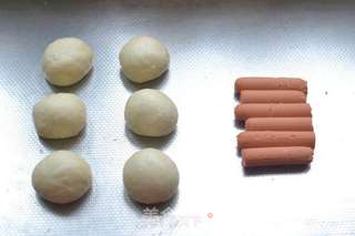【番茄配方】黑胡椒火腿面包——像花朵一样的火腿面包的做法步骤:3