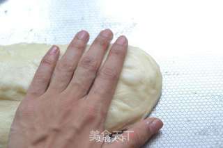 【番茄配方】黑胡椒火腿面包——像花朵一样的火腿面包的做法步骤:2