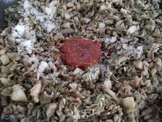 槐花肉包子的做法步骤:6