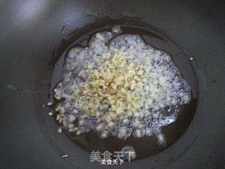 槐花肉包子的做法步骤:3