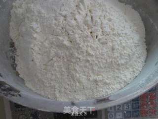 正宗脆皮蛋糕(修改版)的做法步骤:4