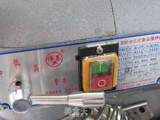 正宗脆皮蛋糕(修改版)的做法步骤:3