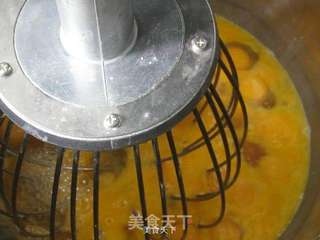 正宗脆皮蛋糕(修改版)的做法步骤:2
