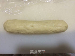 香肠花环面包的做法步骤:7