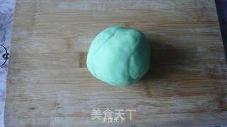 “夕餐落英”------碧玉玫瑰金丝卷的做法步骤:6
