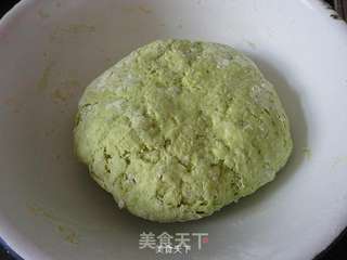 菠菜手擀面的做法步骤:3