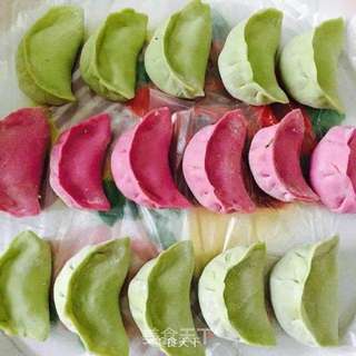 彩色饺子的做法步骤:2