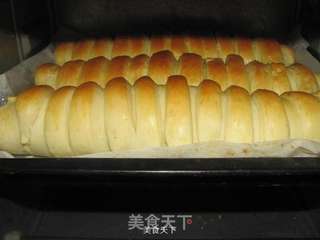 桑葚酱毛毛虫面包的做法步骤:12
